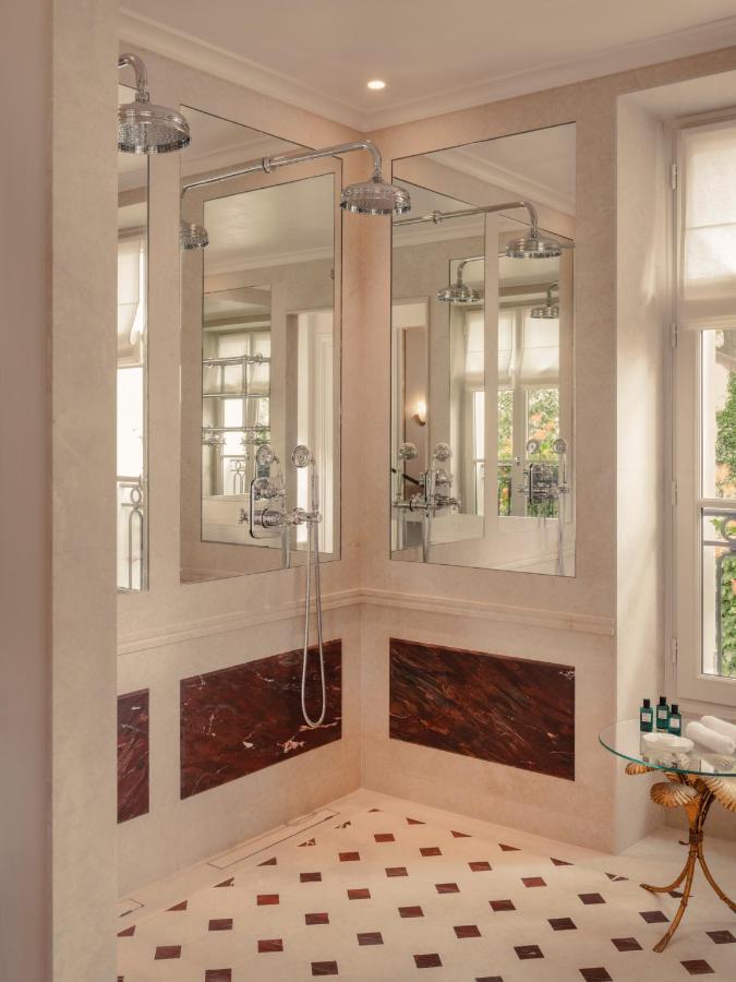 Particulier Montmartre 4* Parigi